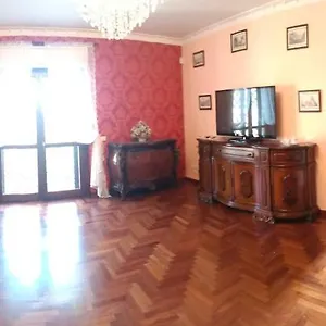 La Casa Di Tizio, Caio E Sempronio Affittacamere