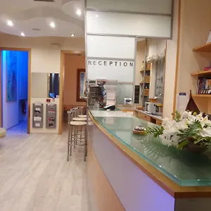 ** Otel Astor İtalya